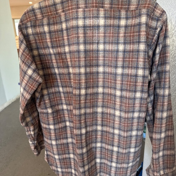 Pendleton Woolen mills - Picture 3 of 3